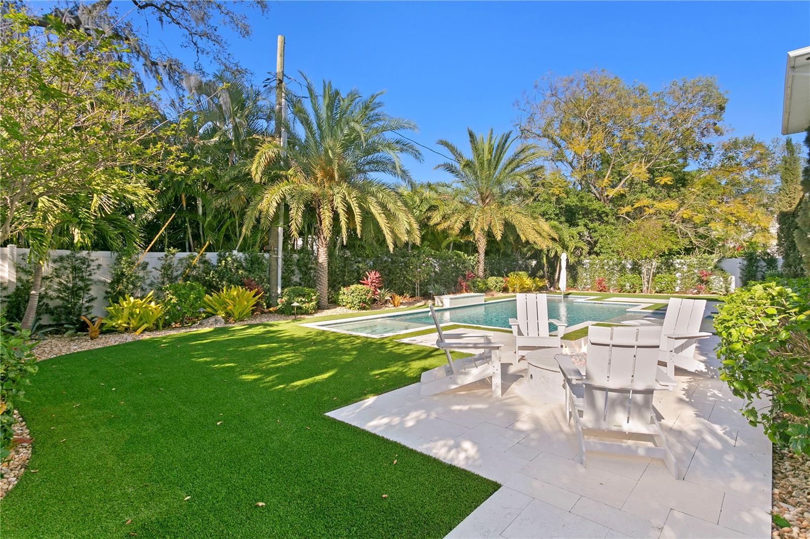 AZEELE PARK - Residential