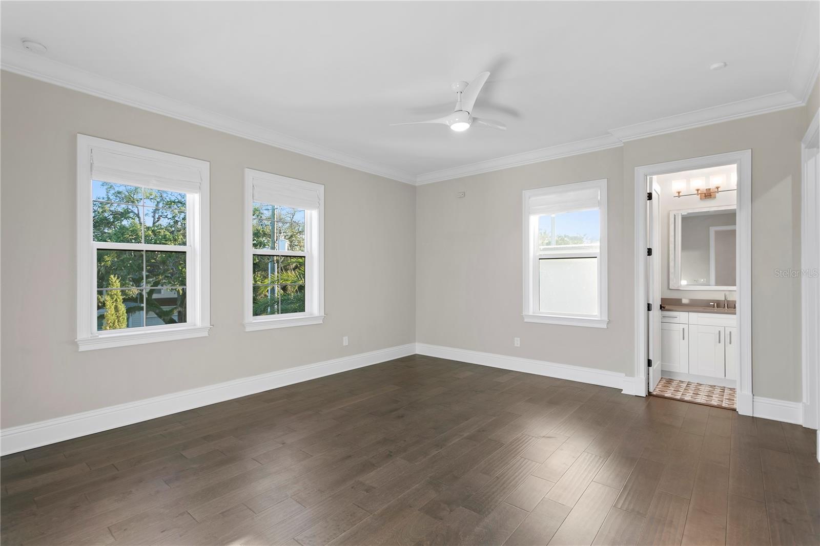 AZEELE PARK - Residential