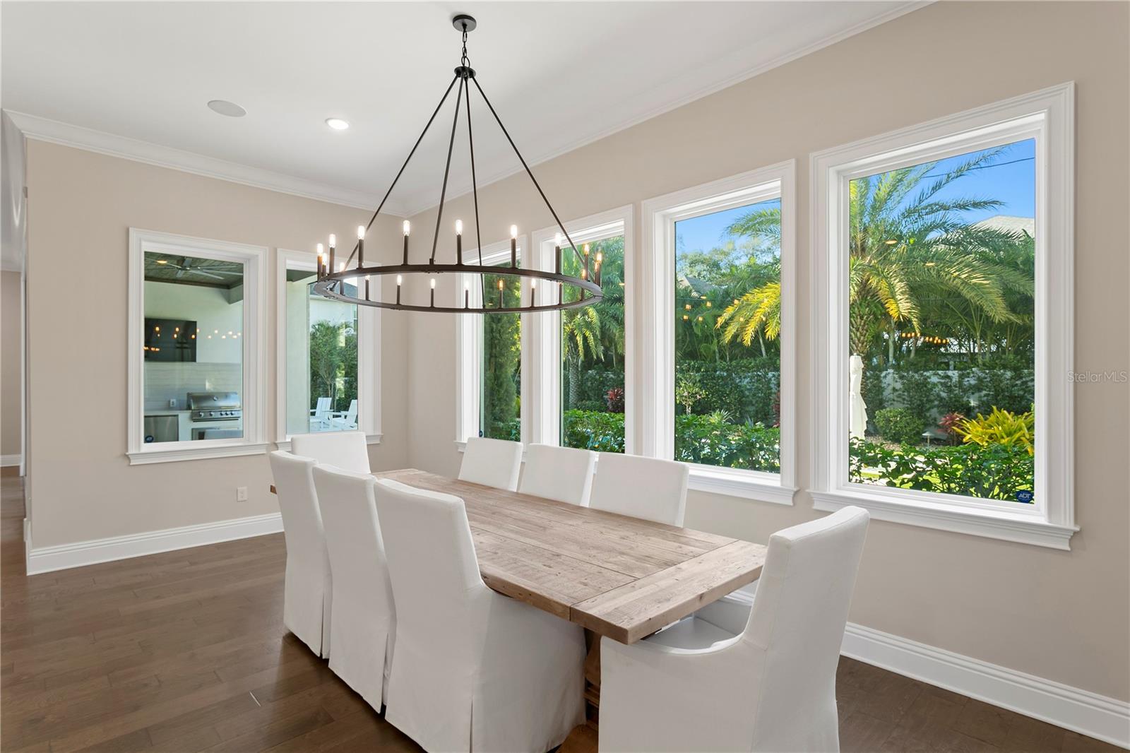 AZEELE PARK - Residential