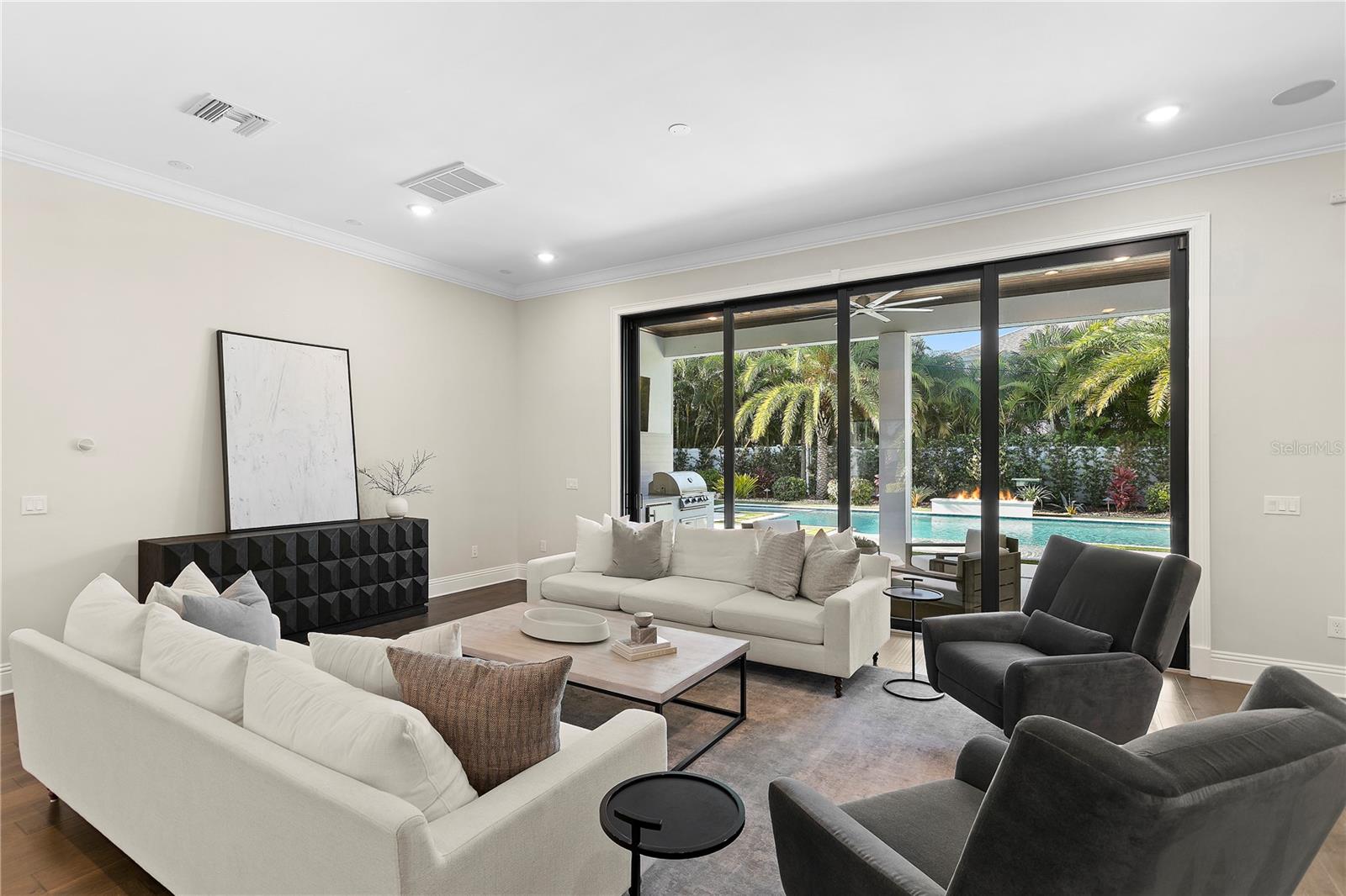 AZEELE PARK - Residential