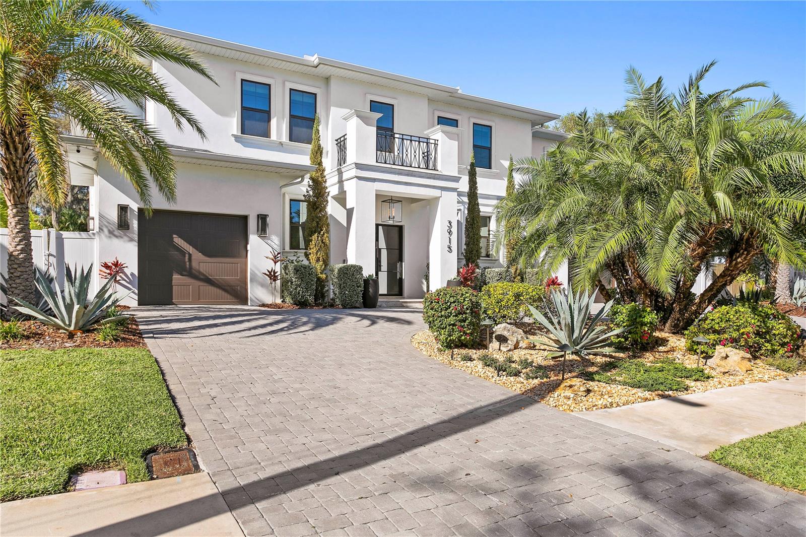 AZEELE PARK - Residential