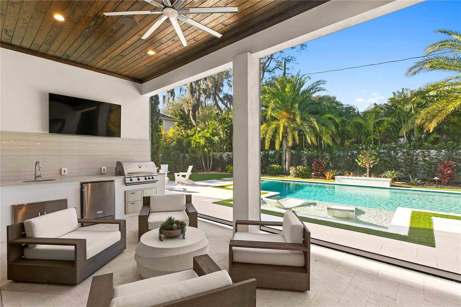 AZEELE PARK - Residential