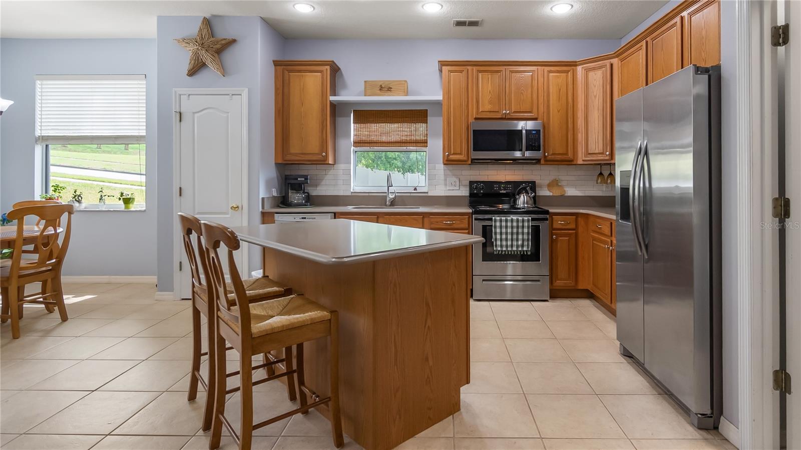 1195 BRENTWOOD DRIVE