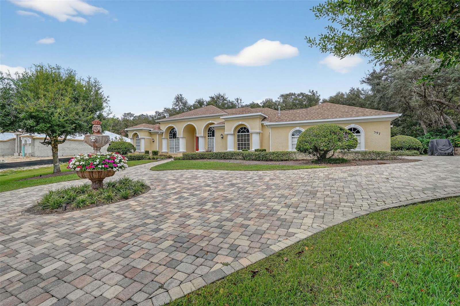 HAMPTON HILLS - Residential