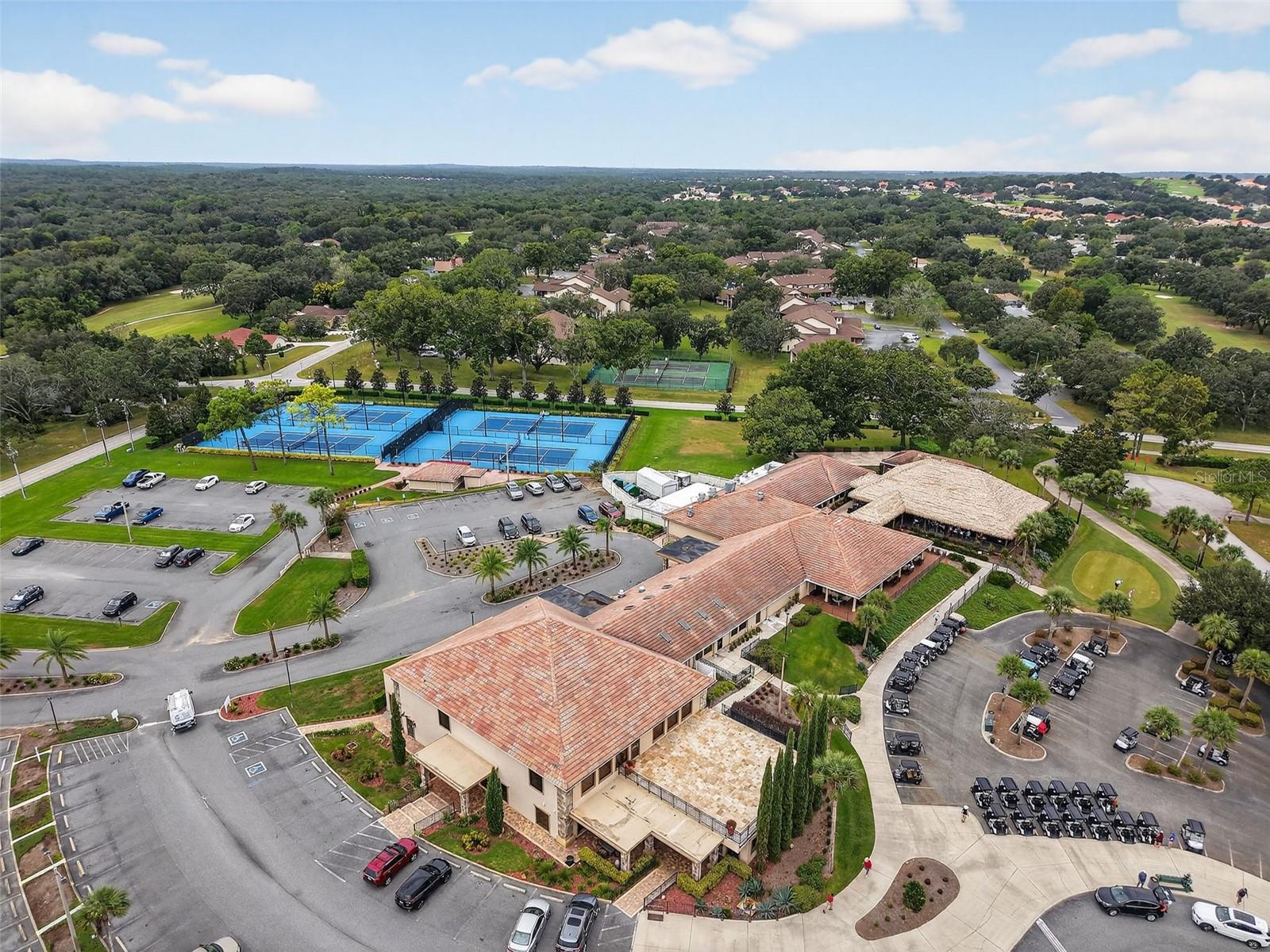HAMPTON HILLS - Residential