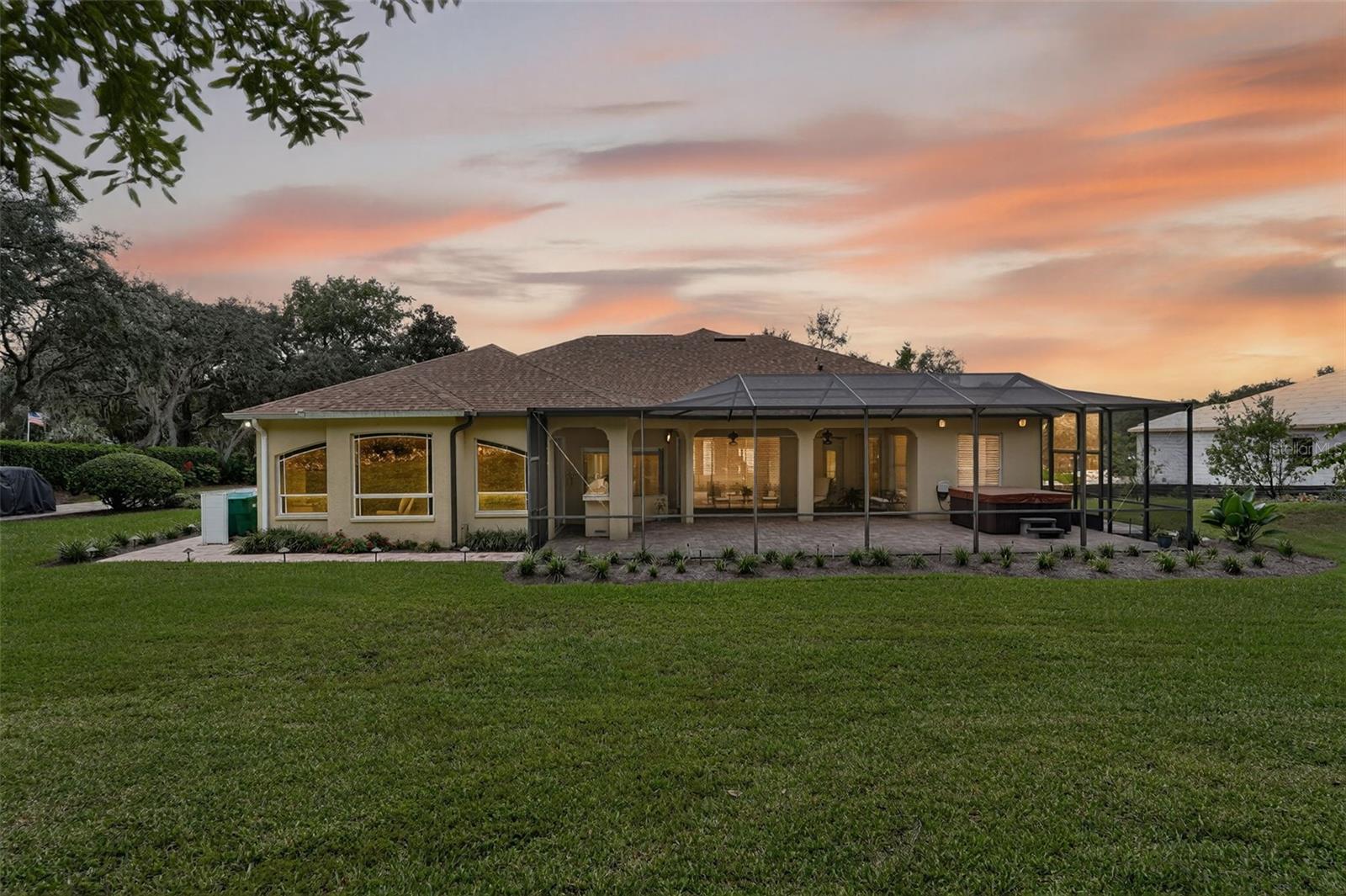 HAMPTON HILLS - Residential