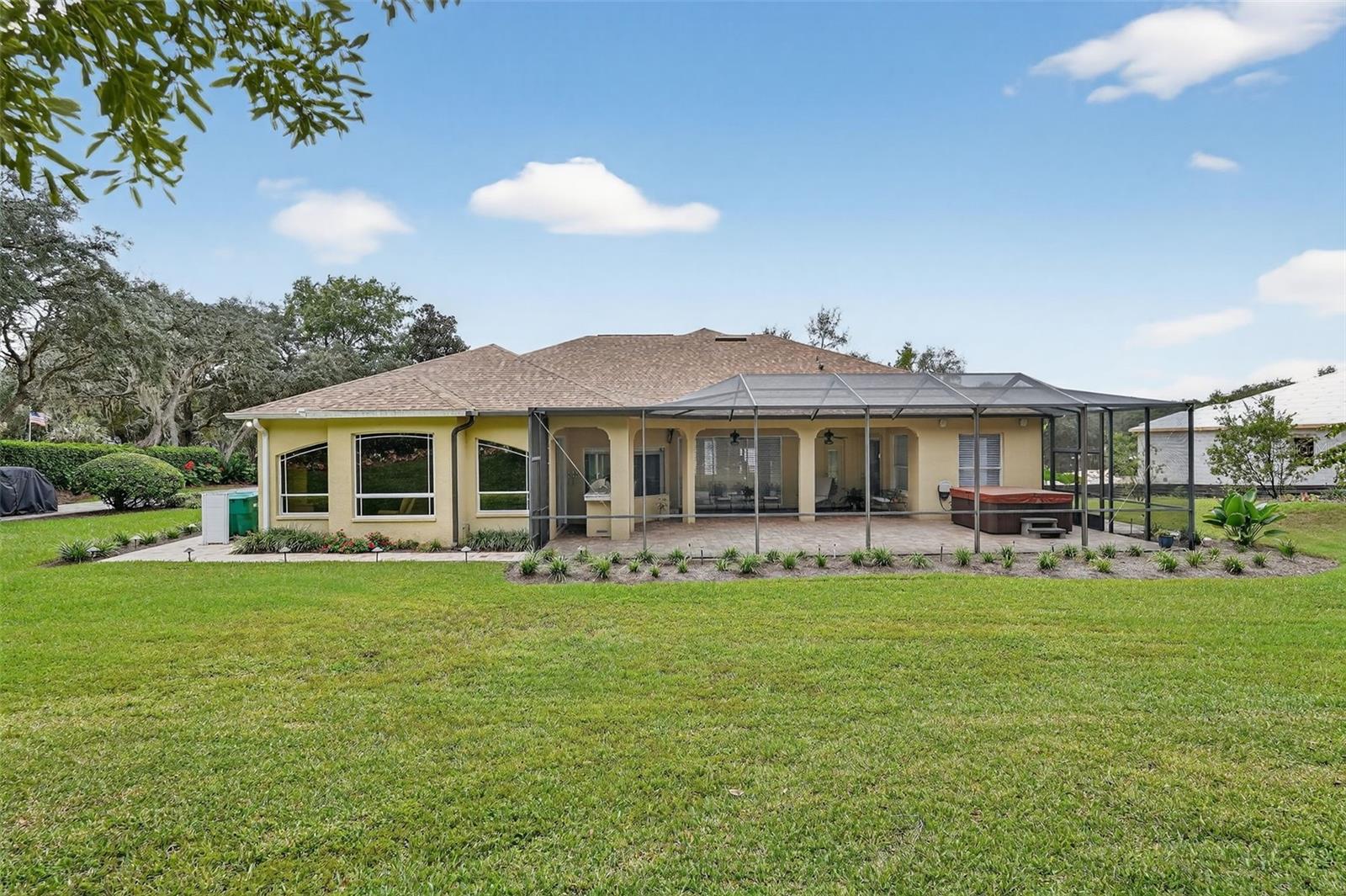 HAMPTON HILLS - Residential