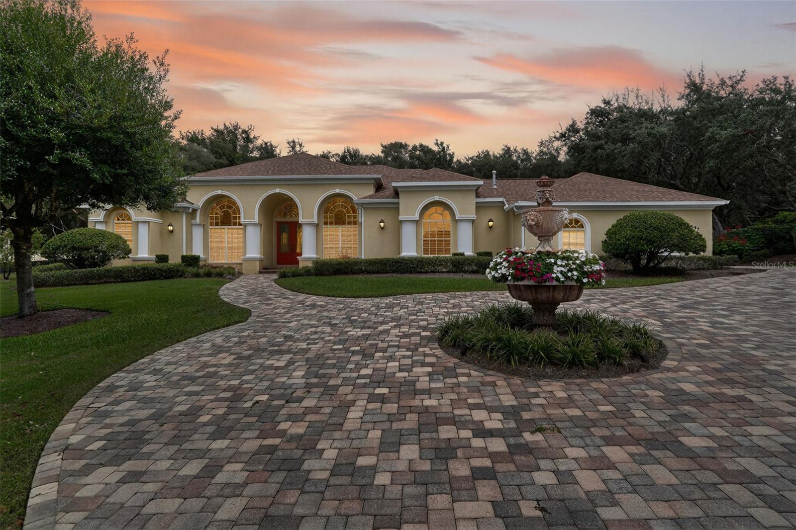 HAMPTON HILLS - Residential