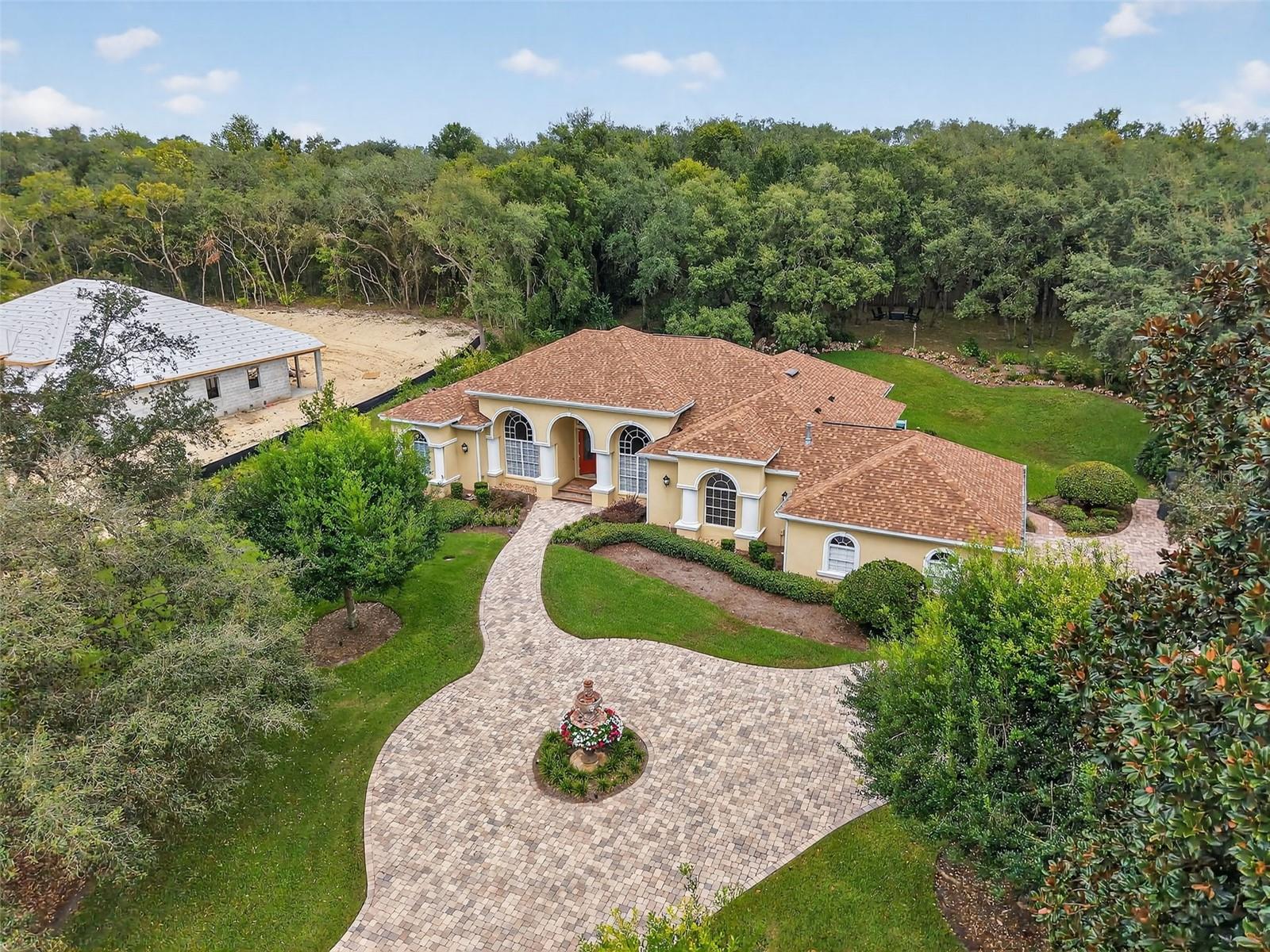 HAMPTON HILLS - Residential