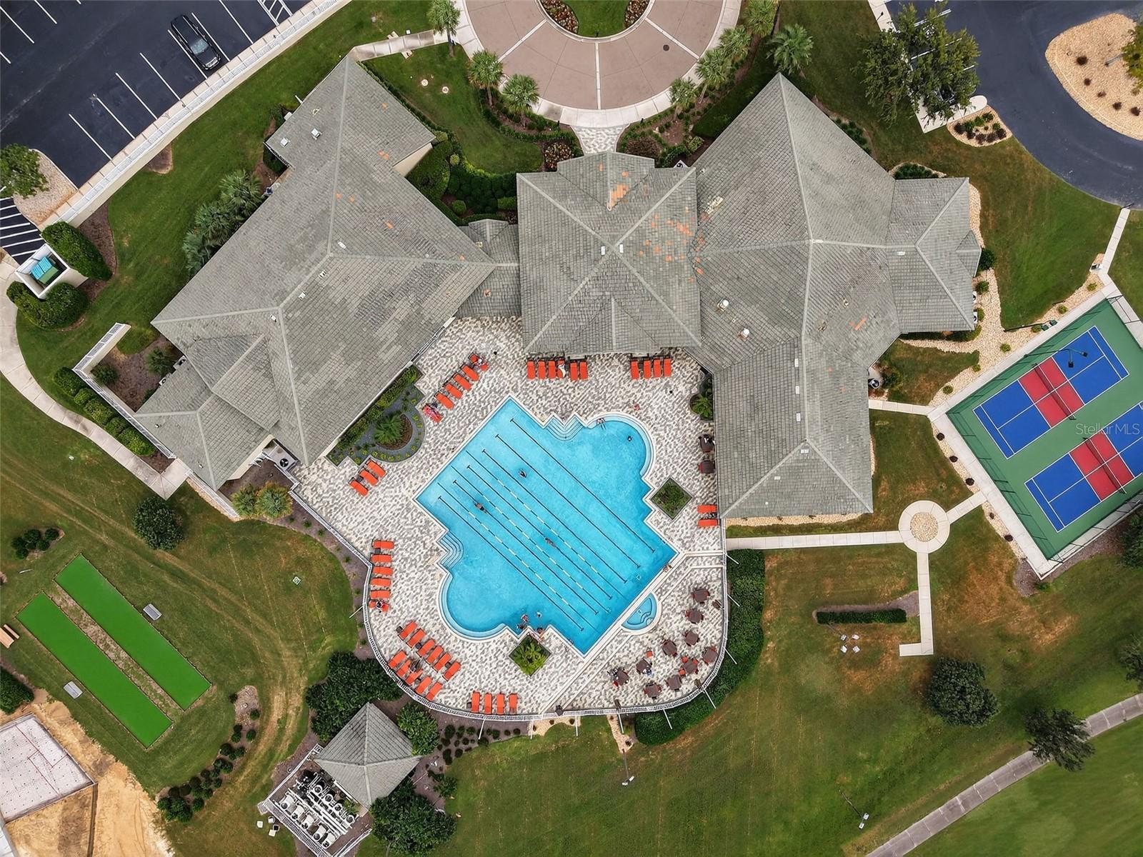 HAMPTON HILLS - Residential