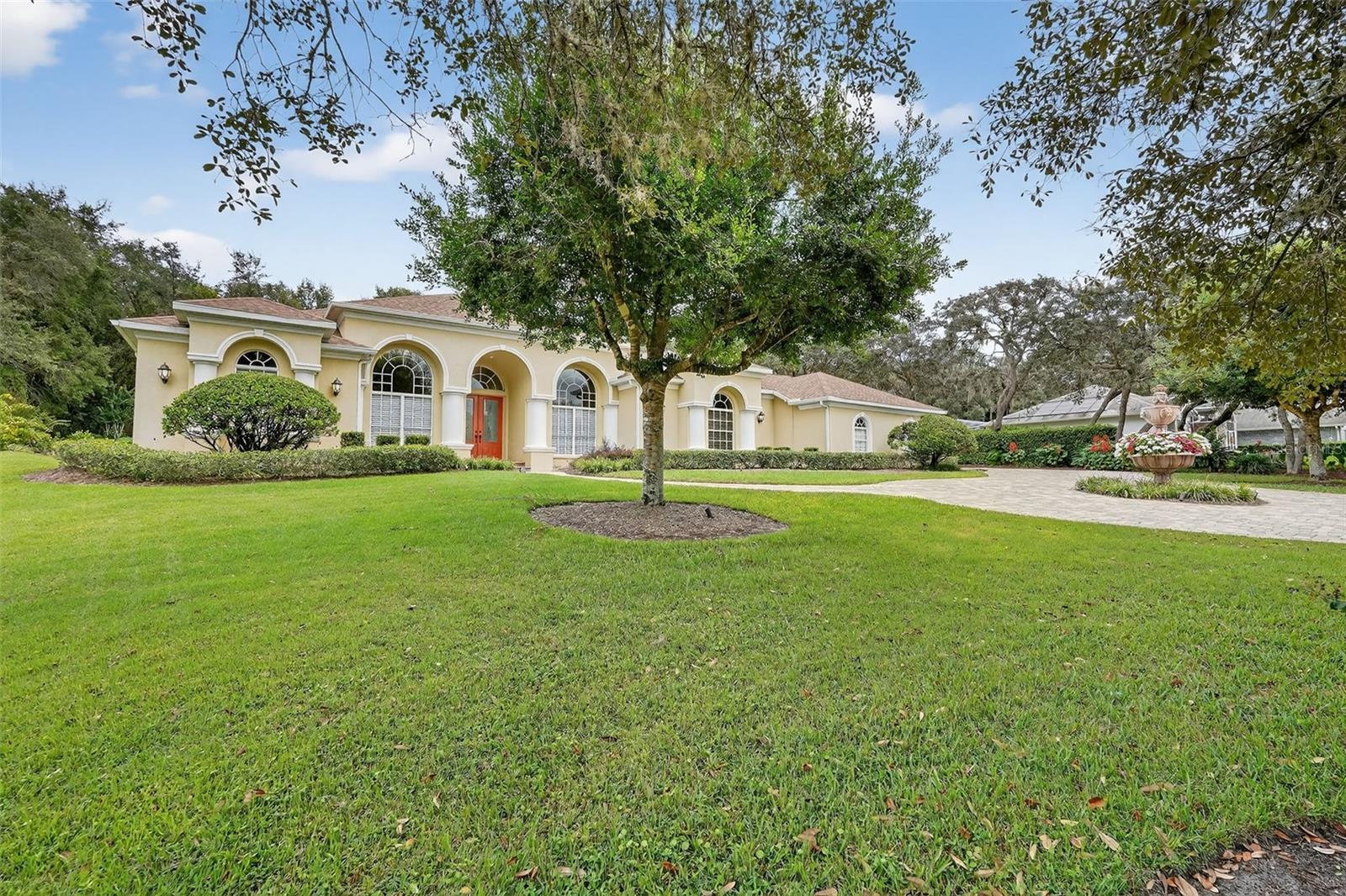 HAMPTON HILLS - Residential