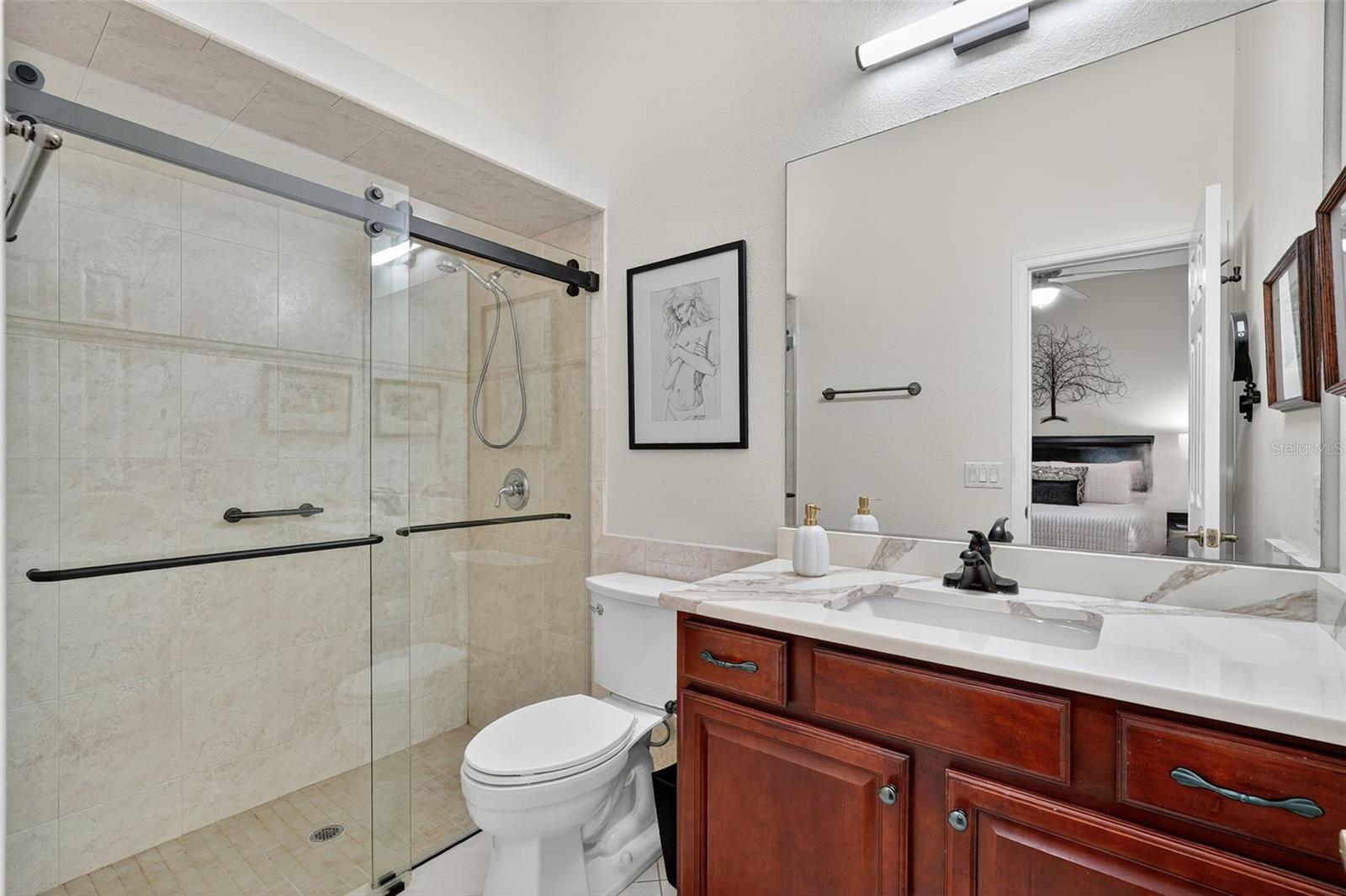 HAMPTON HILLS - Residential