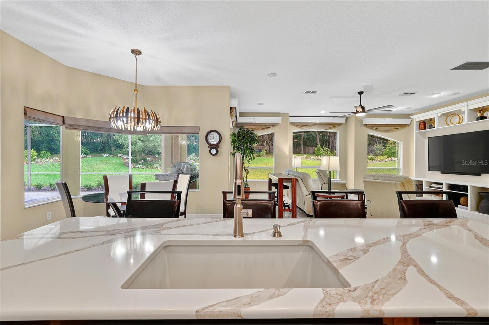 HAMPTON HILLS - Residential