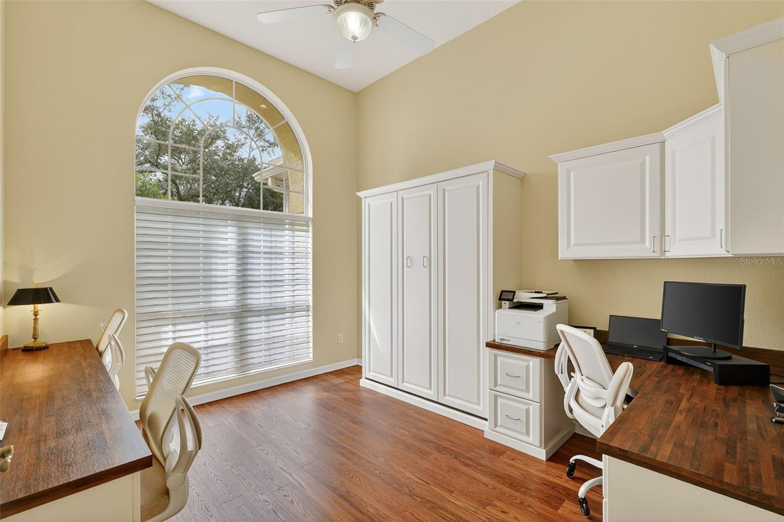 HAMPTON HILLS - Residential