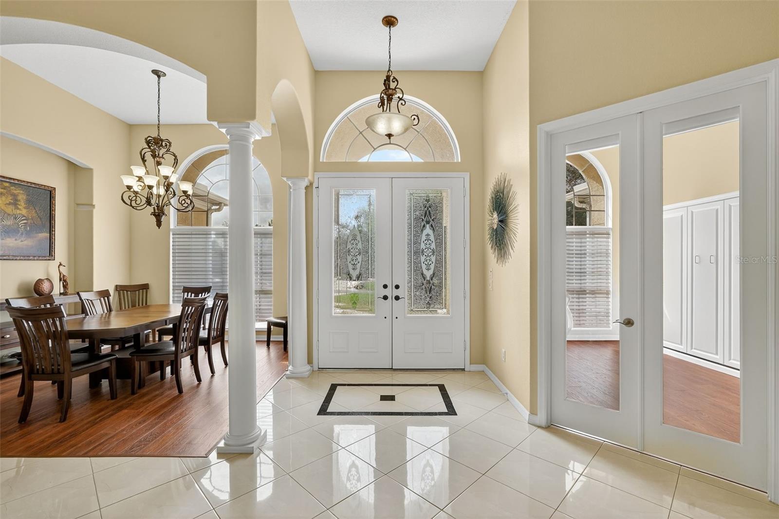 HAMPTON HILLS - Residential