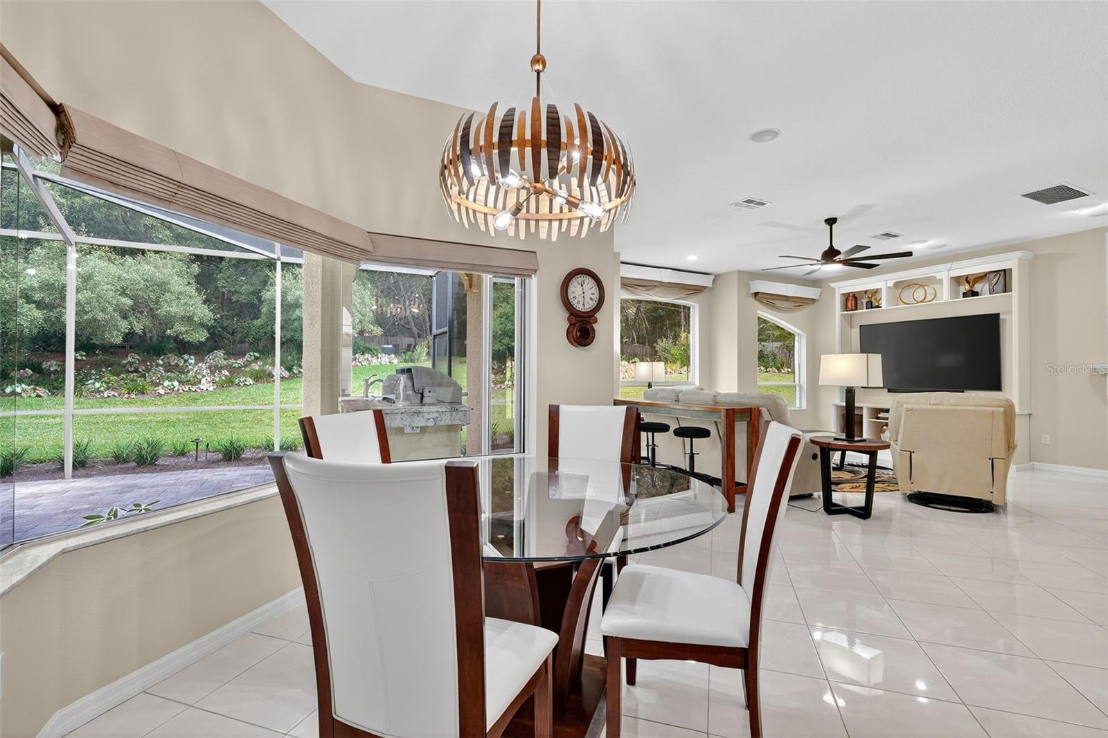 HAMPTON HILLS - Residential