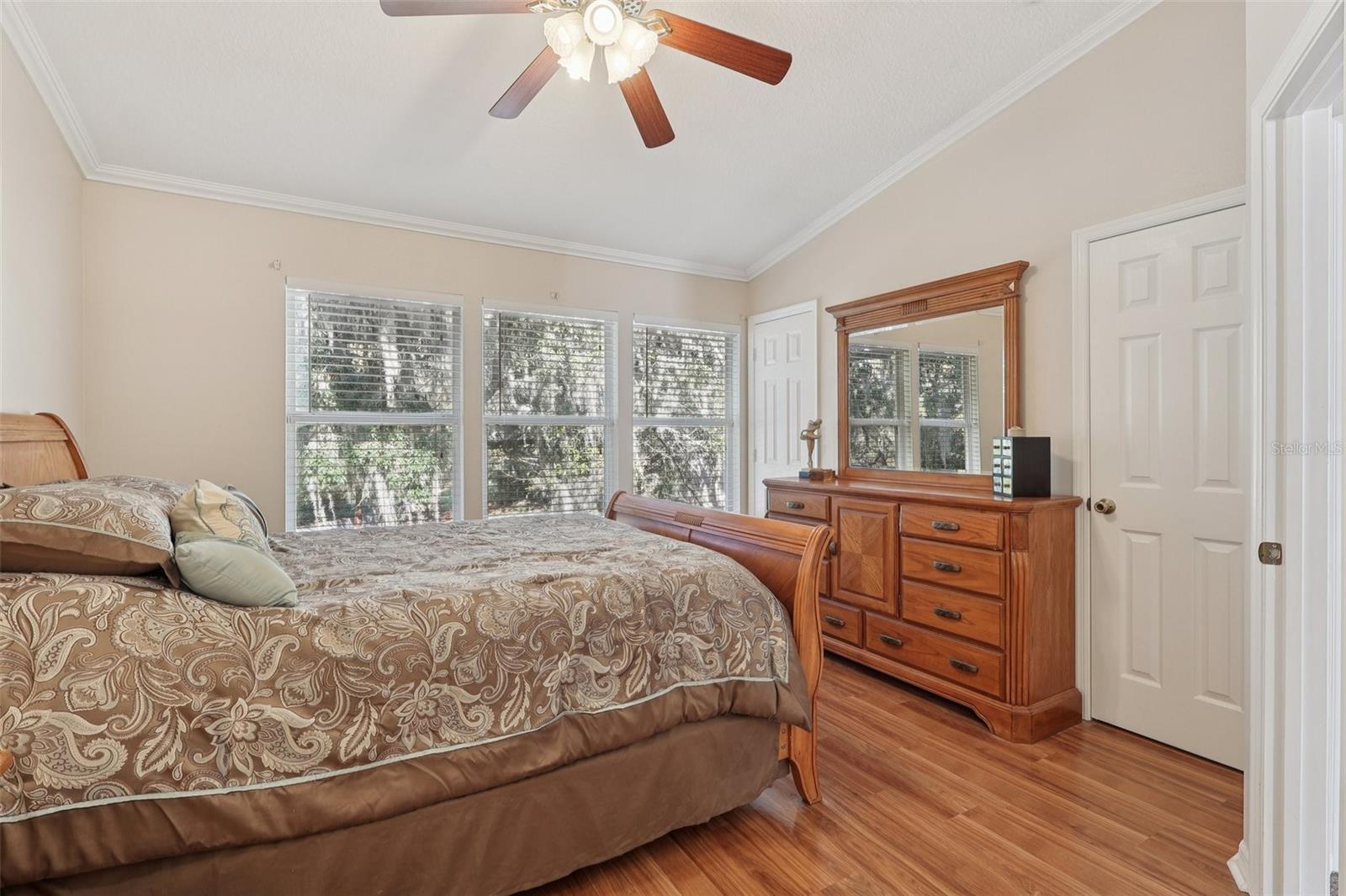 CHASE TWNHMS - Residential