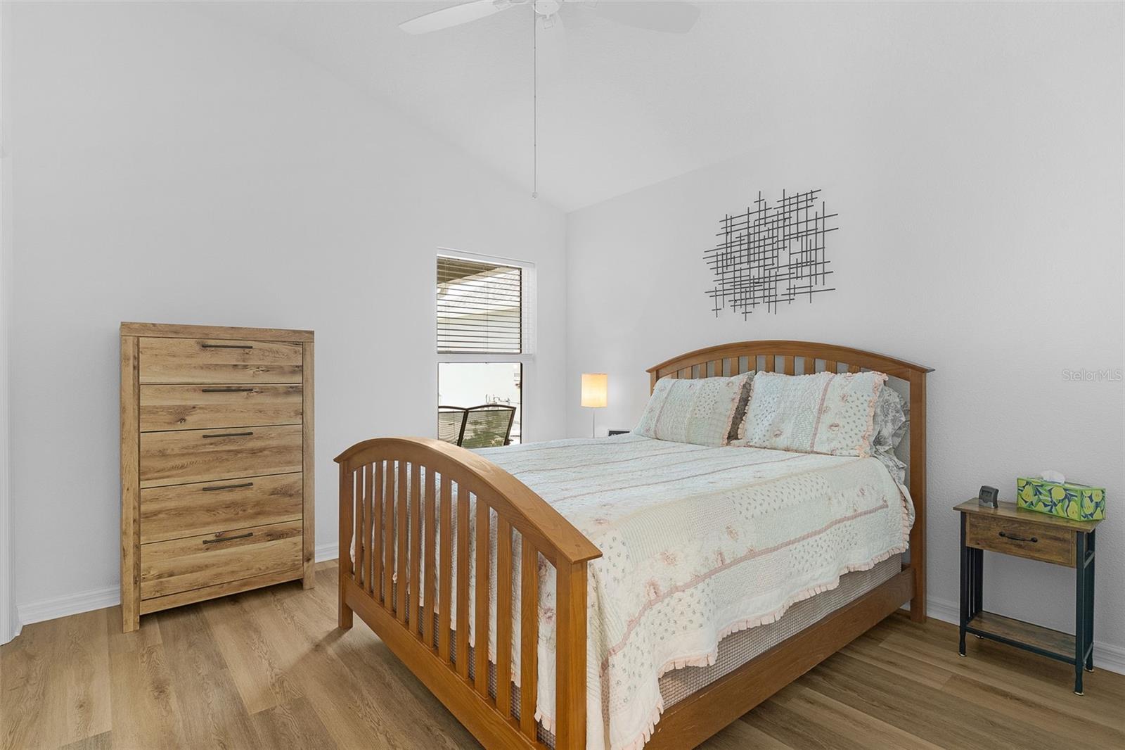 VILLAGES/SOUTHERN OAKS UN 213 - Residential