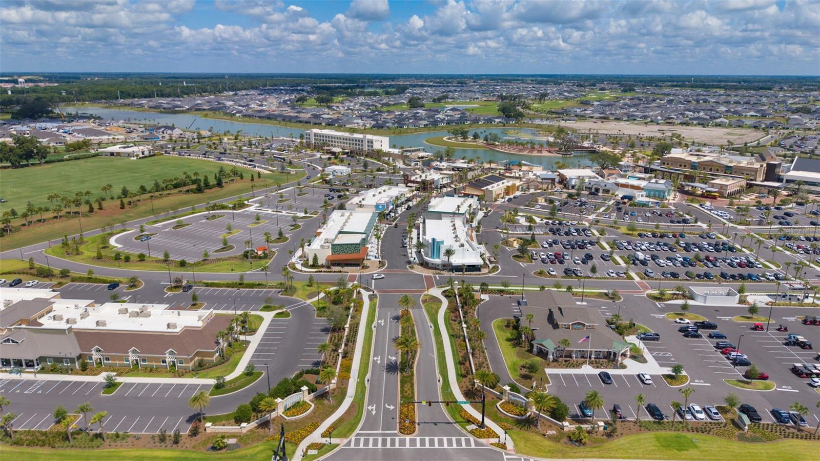 VILLAGES/SOUTHERN OAKS UN 213 - Residential