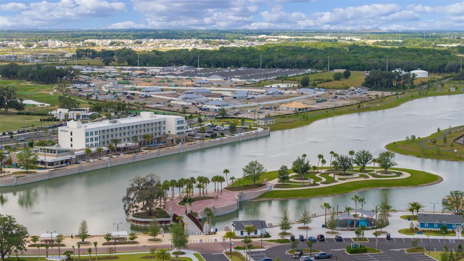 VILLAGES/SOUTHERN OAKS UN 213 - Residential