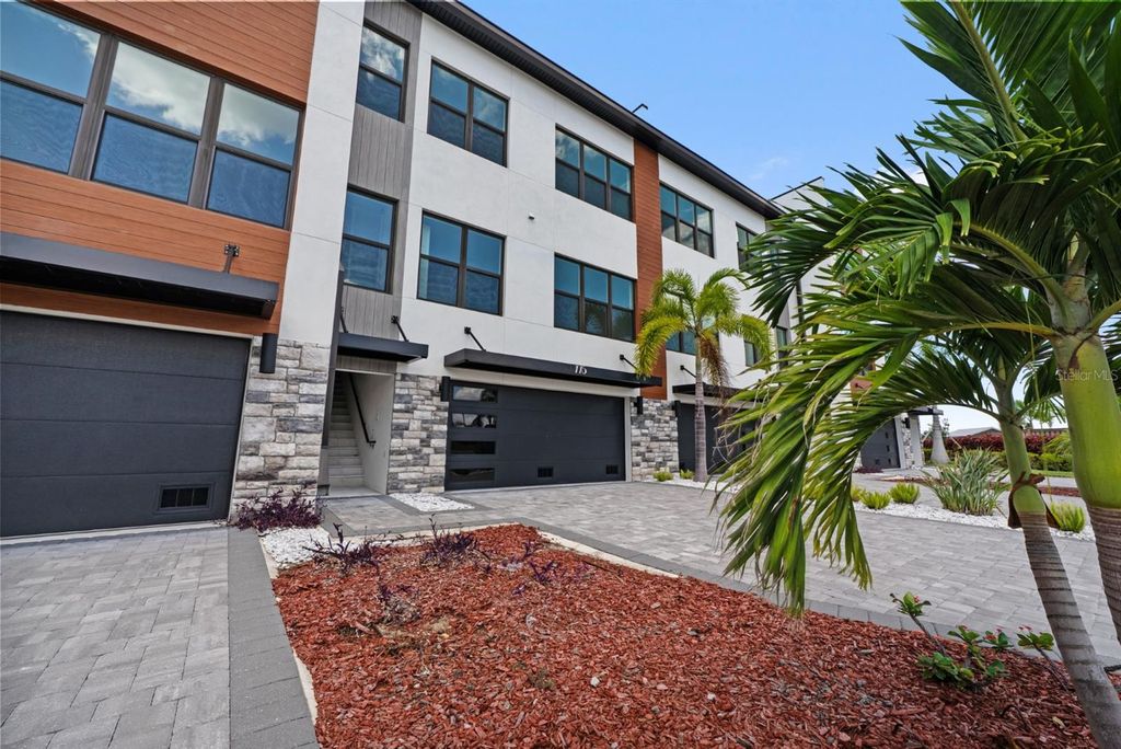 Photo of 774 Gran Kaymen Way, Apollo Beach, FL 33572 (MLS # TB8505332)