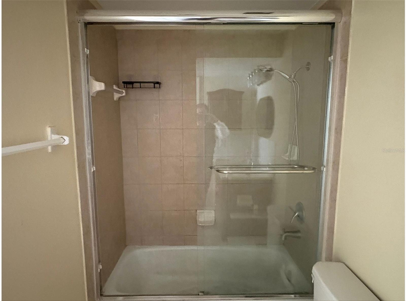 GARDEN WALK CONDO PH 2 - Residential