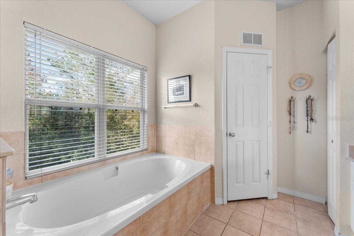 CROSS CREEK GARDENS - Residential