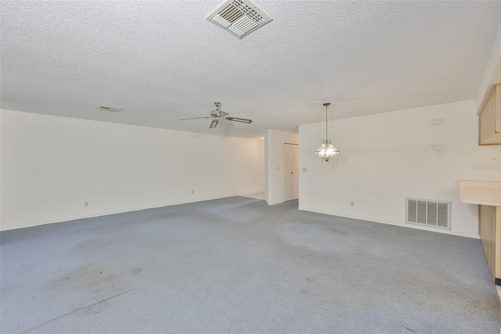 1618 LELAND DRIVE, SUN CITY CENTER, FL, 33573 4 1618 LELAND DRIVE