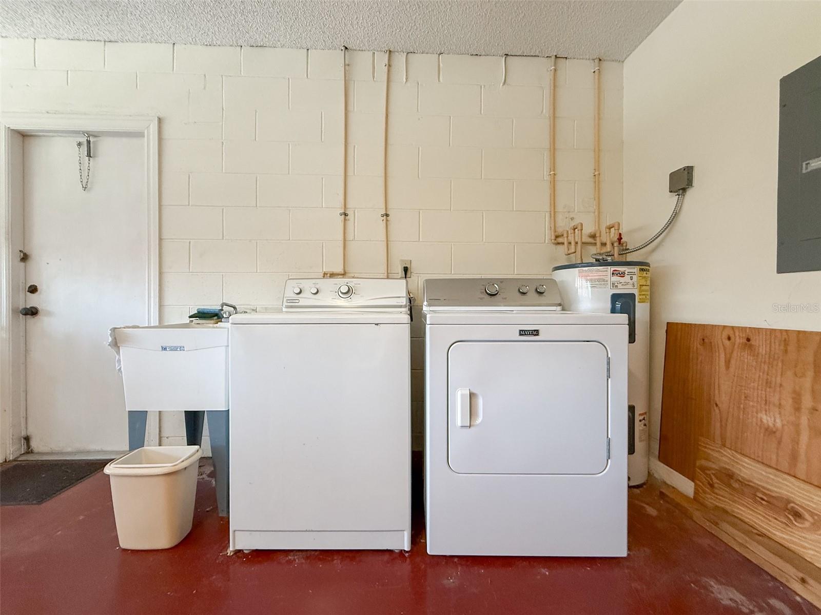 LANCASTER II CONDO - Residential