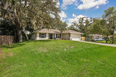 A home in BRADENTON