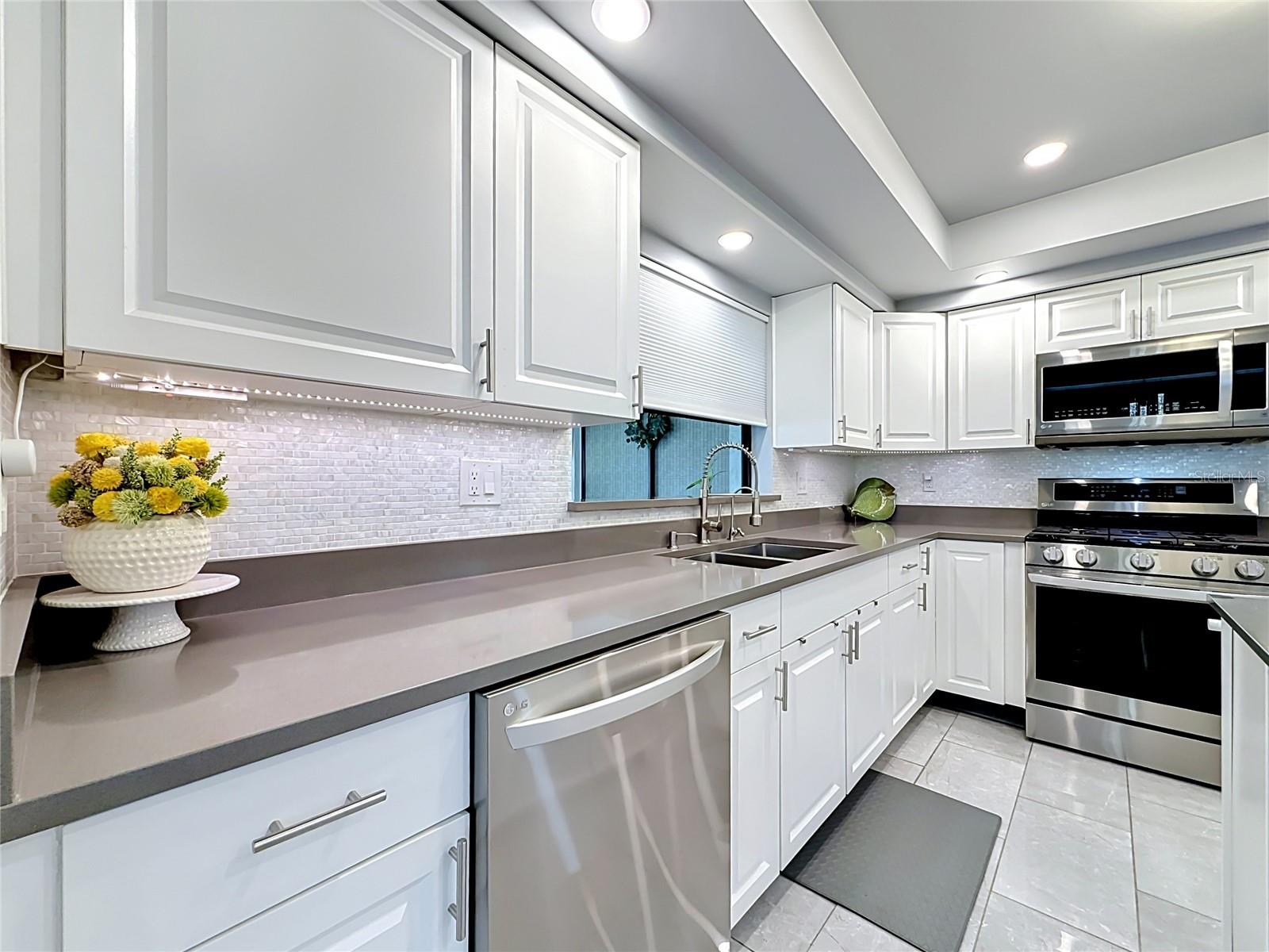 CYPRESSWOOD MDWS - Residential