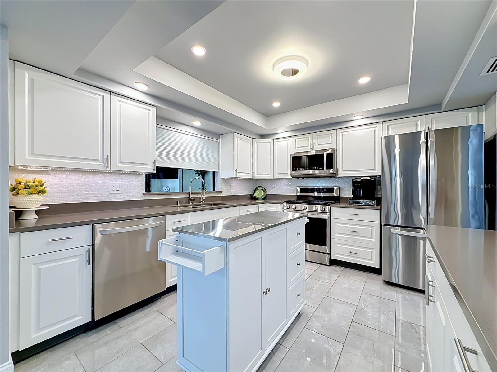 CYPRESSWOOD MDWS - Residential