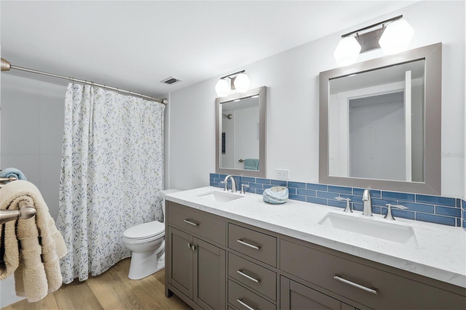 LIDO HARBOUR SOUTH - Residential