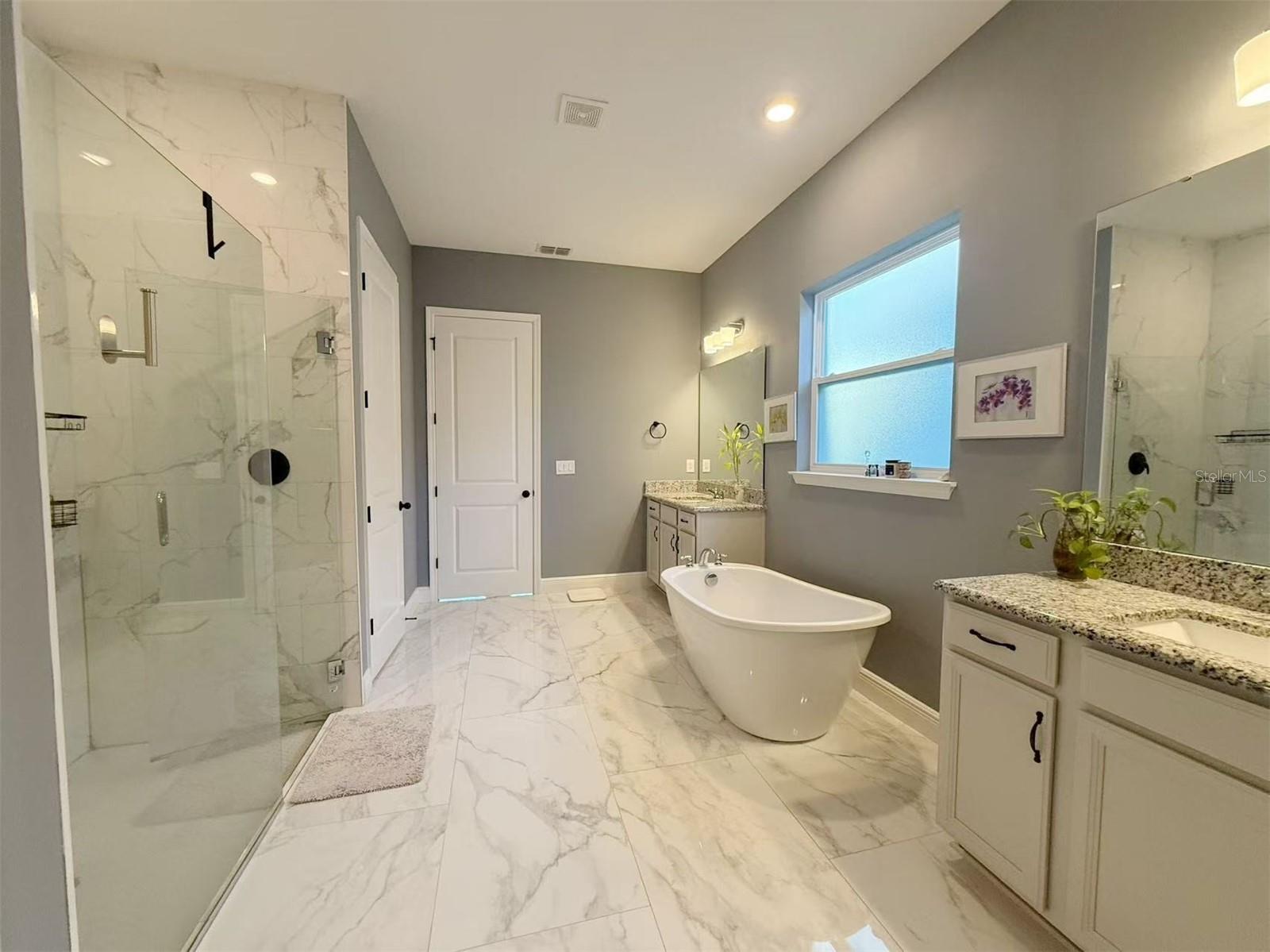 POITRAS EAST N-7 - Residential