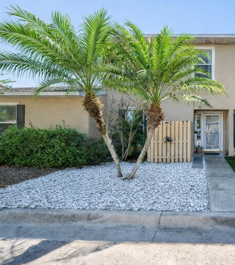 WESTSIDE TWNHMS-PH 05 A B & C - Residential