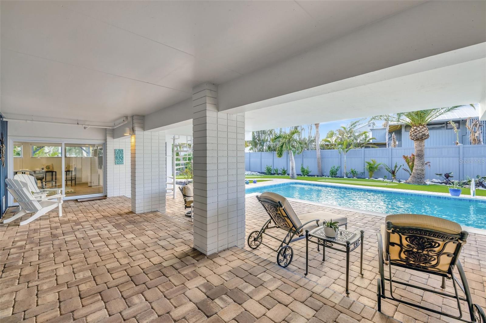 SANDY HOOK - Residential