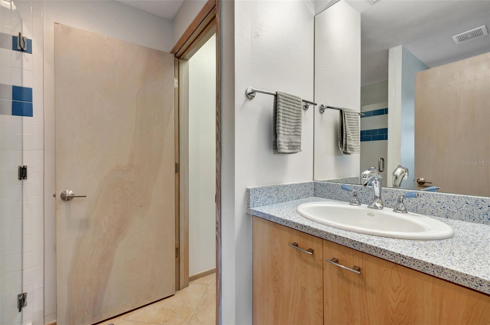 SANDY HOOK - Residential