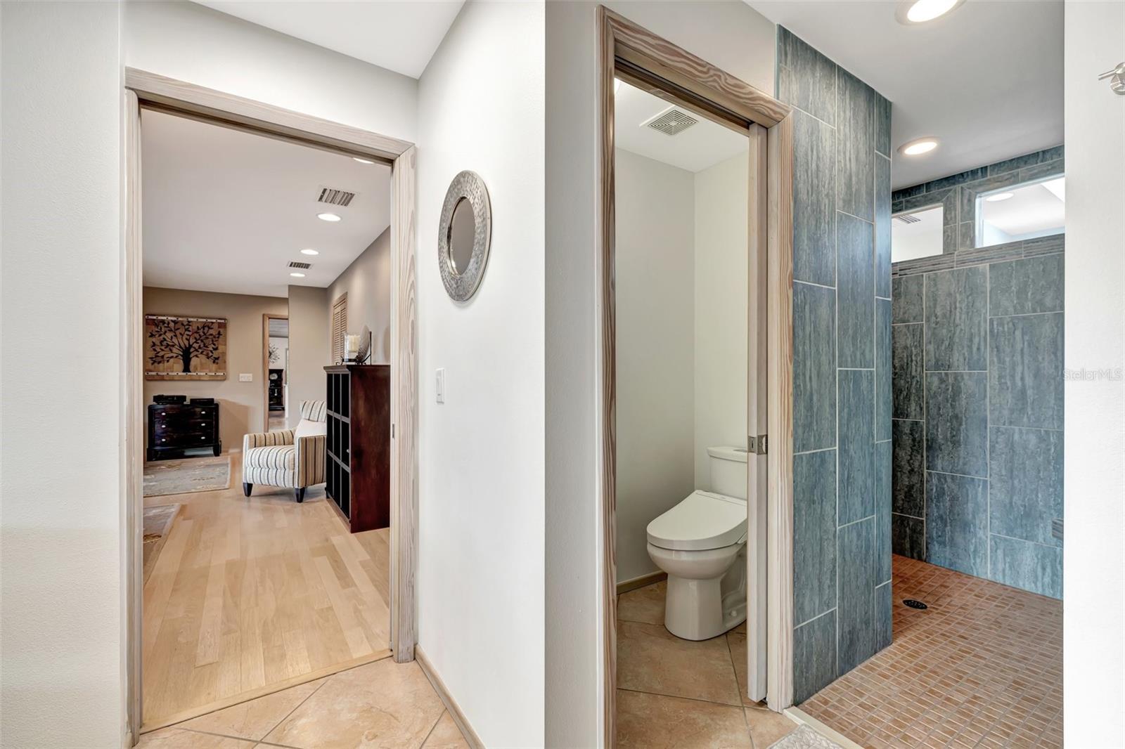 SANDY HOOK - Residential