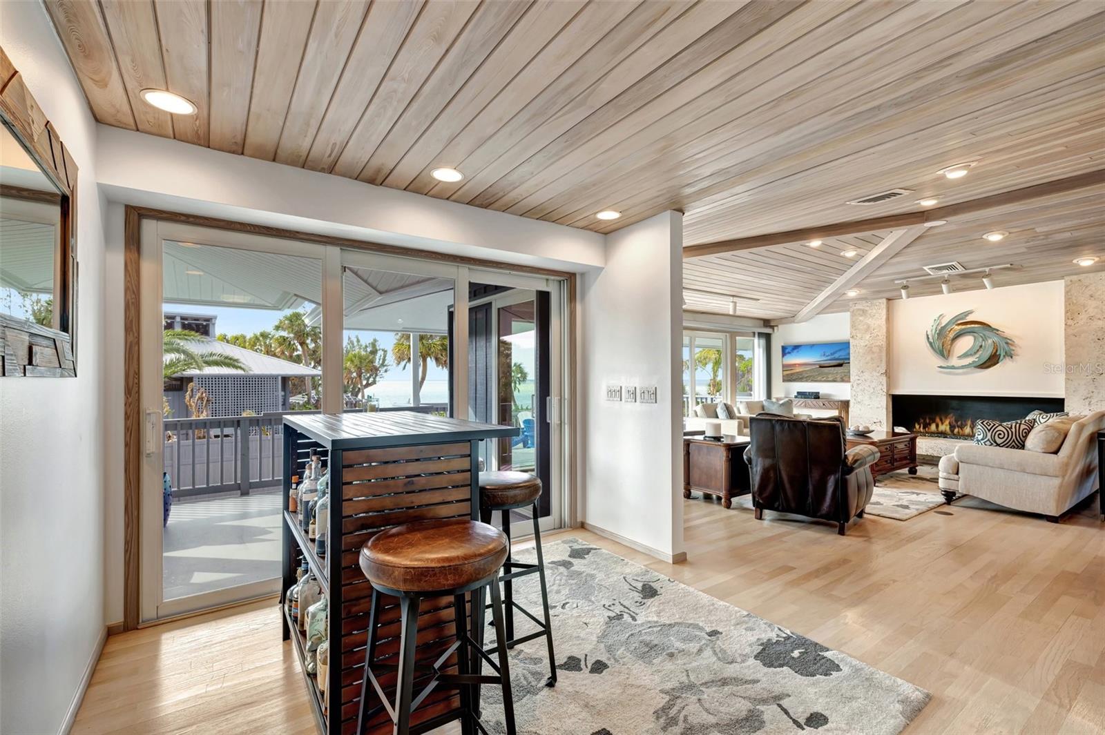 SANDY HOOK - Residential