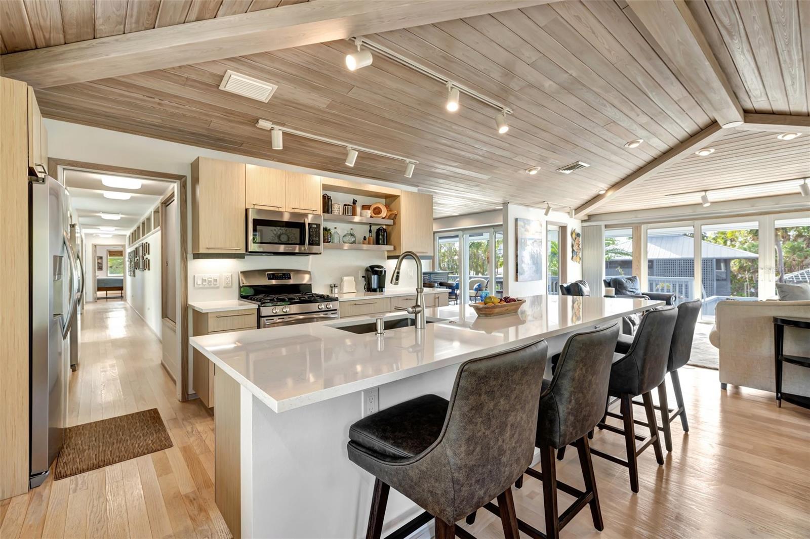 SANDY HOOK - Residential