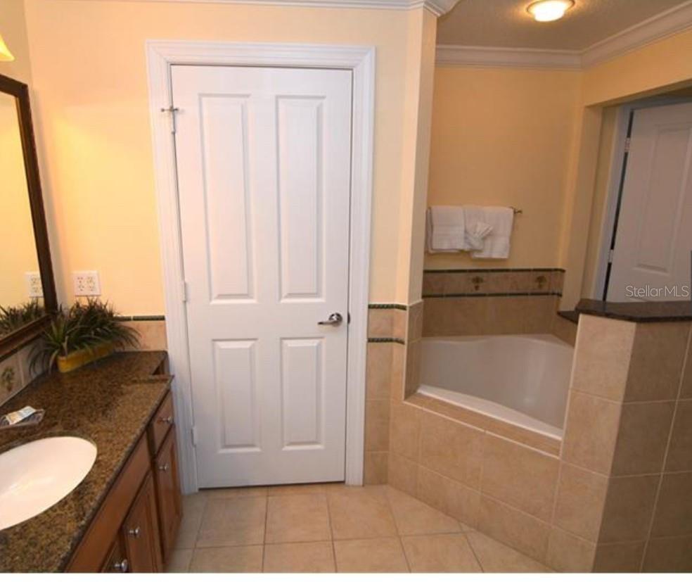 HERITAGE CROSSING; A CONDO PH 21 - Residential Lease