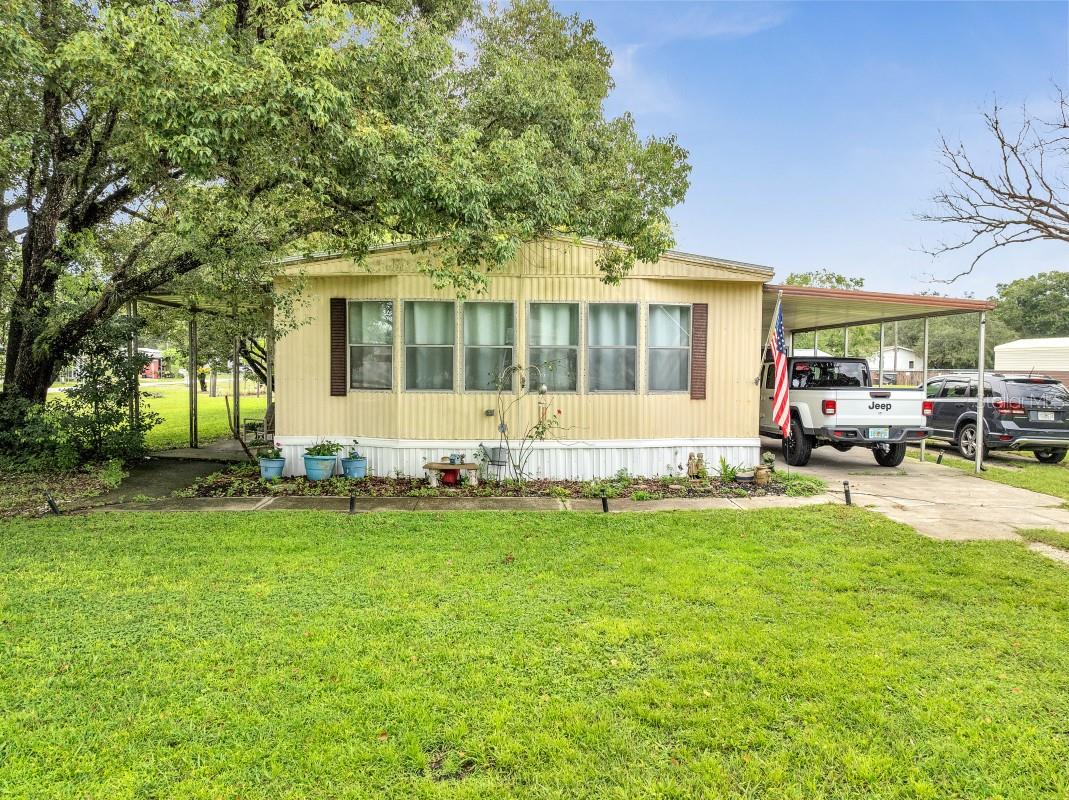 5601 LAKE LIZZIE DRIVE
