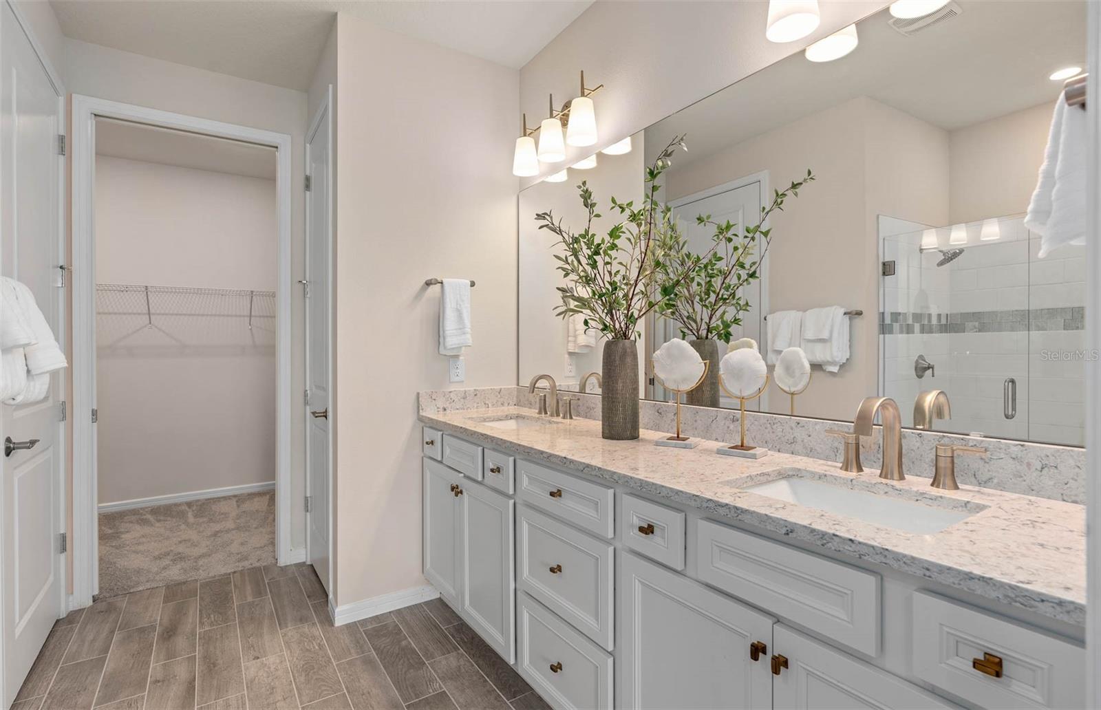 DEL WEBB OASIS - Residential