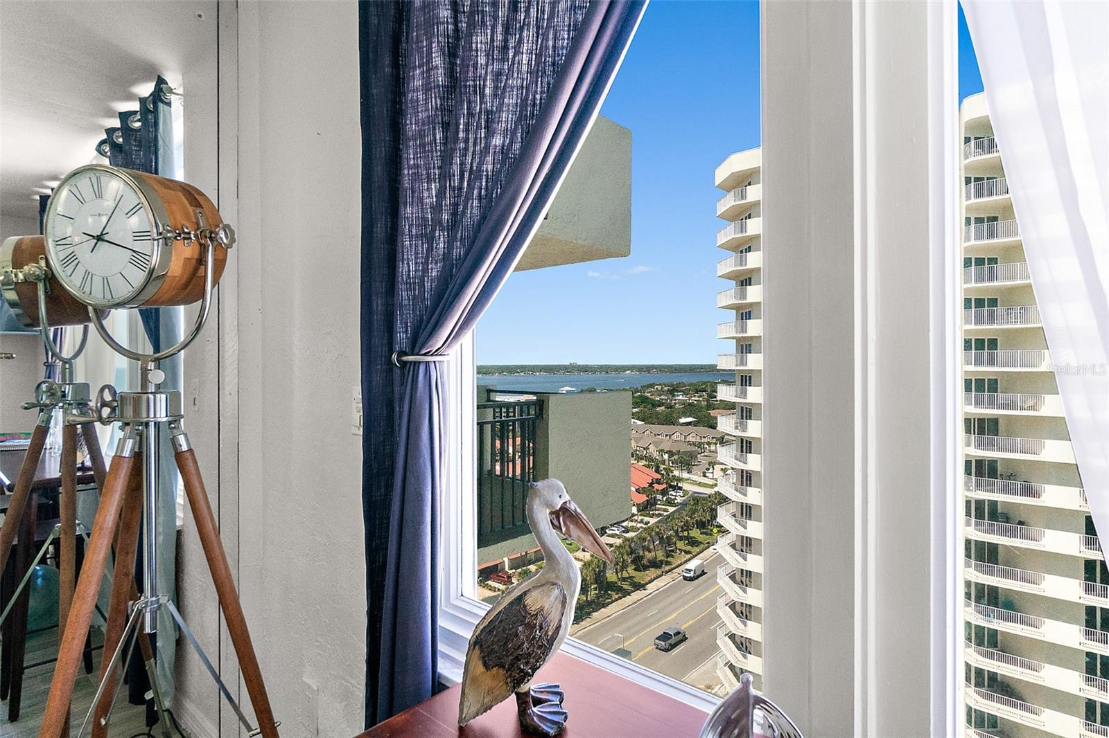 OCEANS SEVEN - Residential