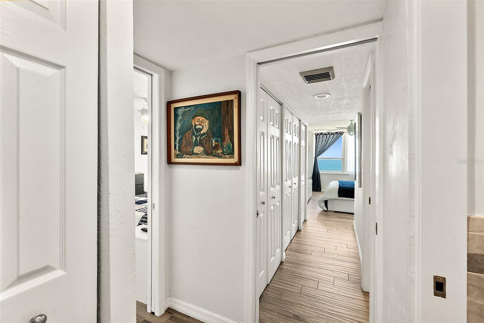 OCEANS SEVEN - Residential