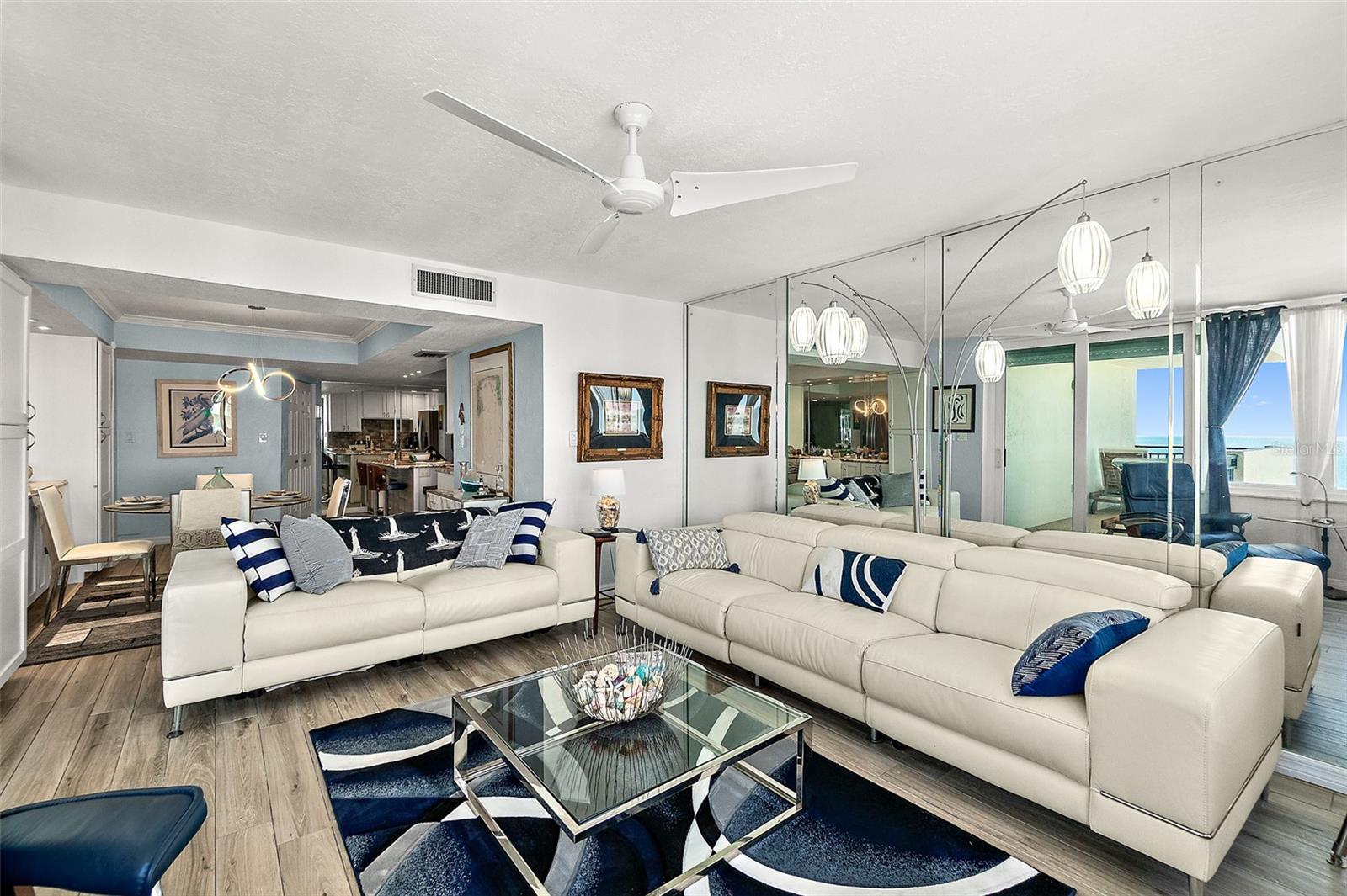 OCEANS SEVEN - Residential