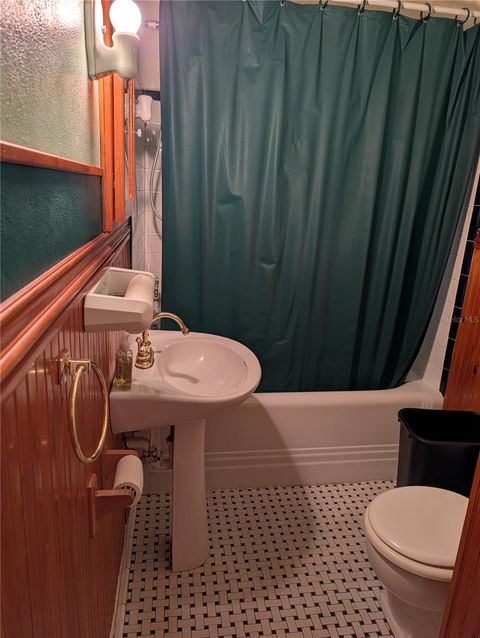 Tiny photo for 1427 E Fort King Street, Ocala, FL 34471 (MLS # OM718405)