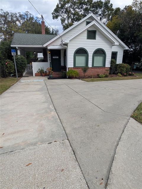 1427 E FORT KING STREET OCALA FL 34471