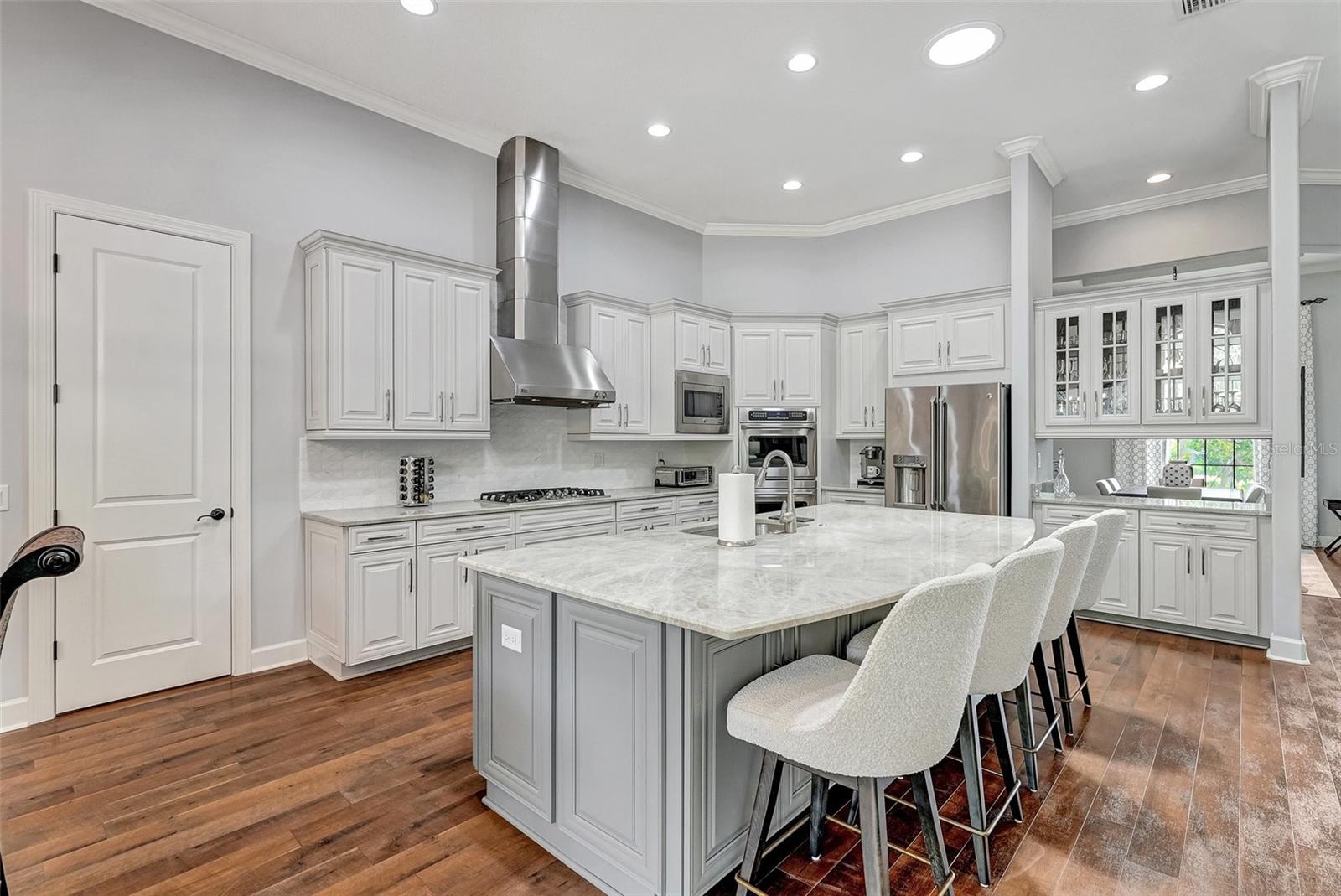 ESPLANADE GOLF AND COUNTRY CLUB - Residential