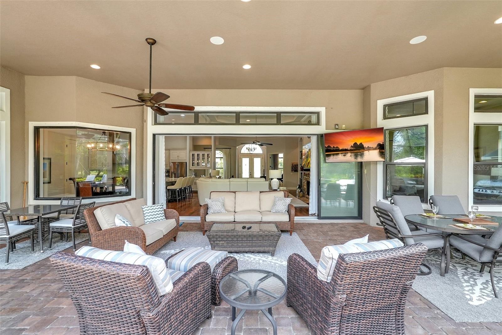 ESPLANADE GOLF AND COUNTRY CLUB - Residential